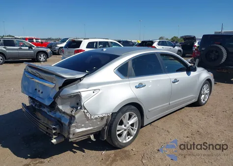 2014 Nissan Altima 2.5 Sv из США, поврежденный, VIN 1N4AL3AP8EN252247